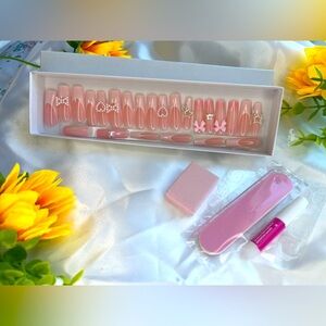 Romantic Pink Press-On Nails with Pearl, Bow, and Star Accents